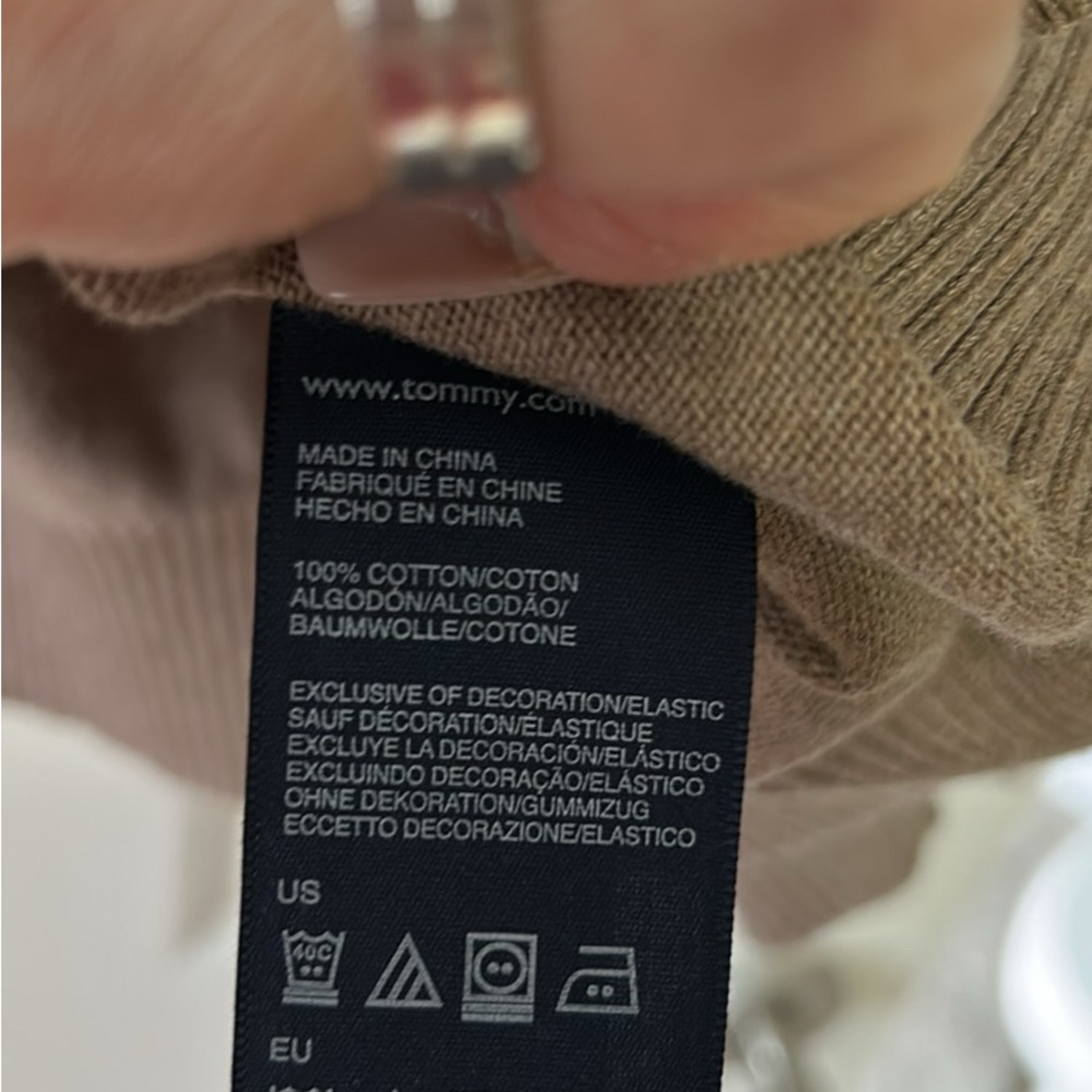 Tommy Hilfiger Men's Brown Sweater - Picture 3 of 3